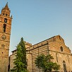 Torre campanaria e facciata della chiesa - Teramo (Abruzzo)